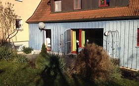 Haus Kunterbunt